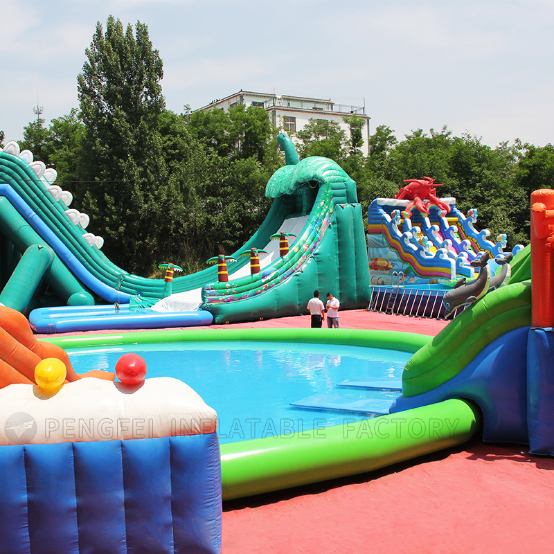 Customized  Popular Water Games Inflatable Water Park Floating Water Park